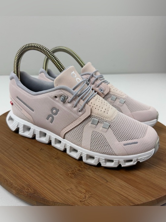 On Running Shoes - On Running Cloud 5 Women's Sneakers in Blush Pink